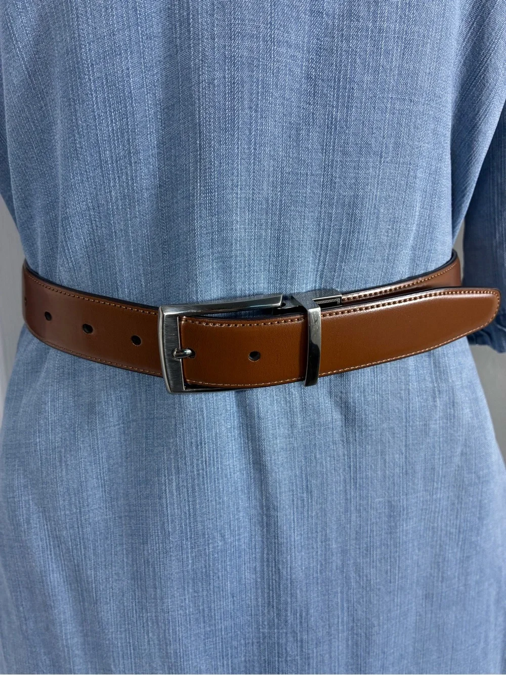 An original Penguin Reversible Mens belt Brown Bonded Leather Silver Buckle